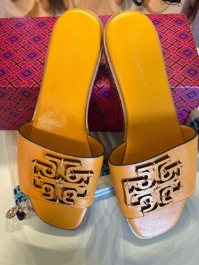Tory Burch orange Ines slides